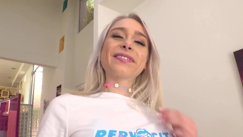Stretching Out Petite Blonde Scarlett Hampton's Tight Asshole - Scarlett Hampton