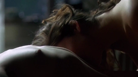 Lost and Delirious (2001) - Jessica Pare & Piper Perabo