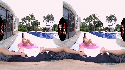 Tropic Delight - Alanna White