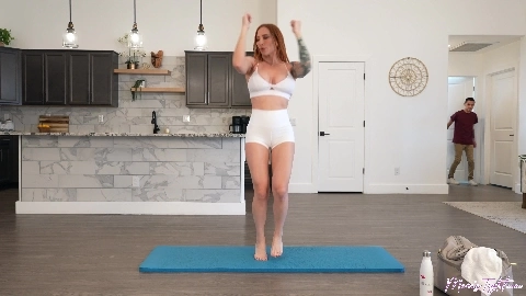 Can You Hold My Tits in 4K - Sophia Locke