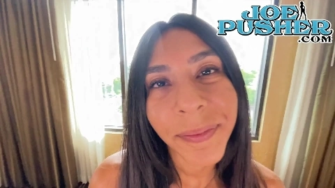 Sandra Diaz - JoePusher
