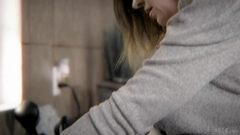 Make Me Proud - Avi Love