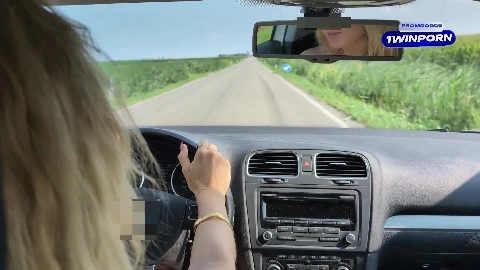 Prof Picks up a Stranger in the Car She Jerks His Cock and He Cums - Italian Dialogues Miele Blanco - Miele Blanco