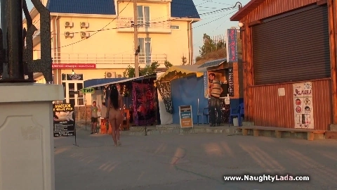 fully naked - Naughty Lada