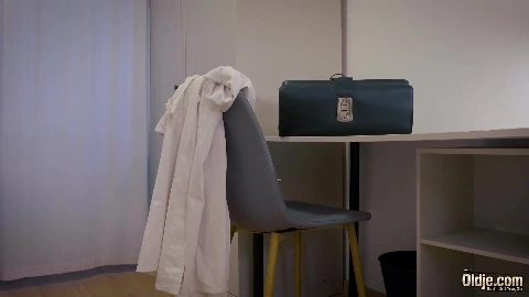 Sexy Doctor Fetish - Bella Model