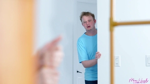 Sweet Sophia Squeezing Stepmoms Lemons - MomWantsCreampie