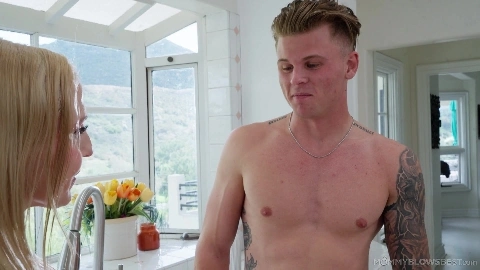 Christie Stevens 2 - MommyBlowsBest