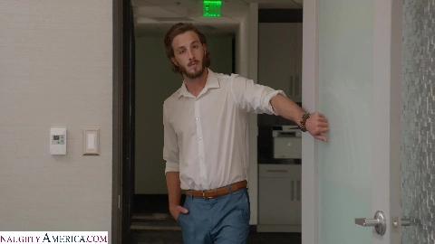 Naughty Office in 4K - Jessie Lee