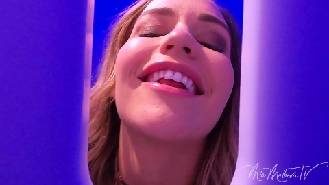 Mia Malkova - New full scene!!! Here's what you've been waiting for! My first time at a g(..)