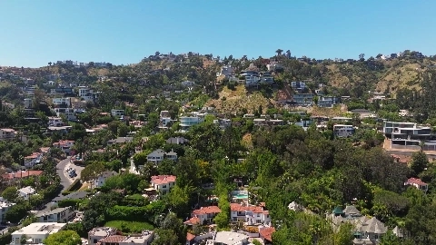 The Secrets We Share - Penny Barber Lilly Bell