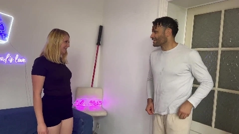 JacquieEtMichelTV – Lola Sporty And Naughty