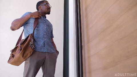 CaughtFapping - Stella Luxx - Troublesnooping