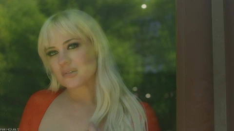 Jessica Ryan Horny MILF