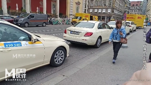 MM-081 - Wu Mengmeng