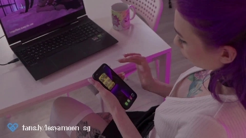 Hottie wants pizza with a big banana. Dirty slobbery blowjob and hard sex with a delivery guy. - Lesya Moon