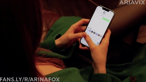 Three simple steps in case of separation： kissing, sex, orgasm ｜ FIRST LESBIAN EXPERIENCE - Arina Fox