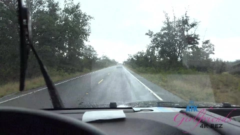 ON A RAINY DAY ZOE GETS A FACIAL IN THE CAR IN 4K