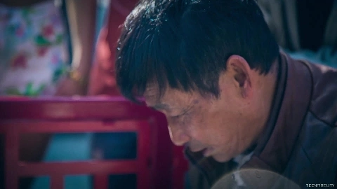 Trouble in Lil' VaChina - ALina Li