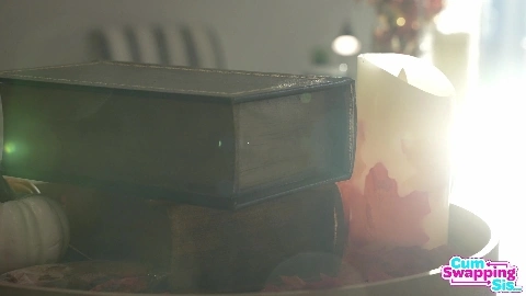 Isabella Jules And Lulu Chu - CumSwappingSis