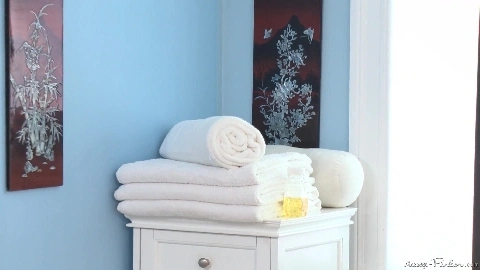 Molly Bennett - FantasyMassage - Trying New Things