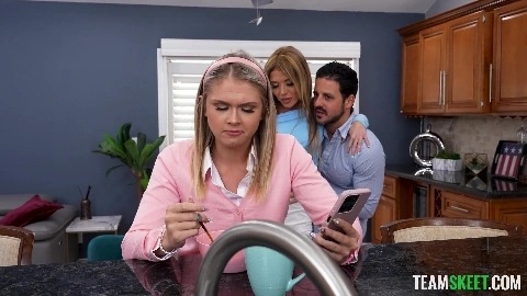 Tiffany Fox And Juliana Marie - BreedingMaterial