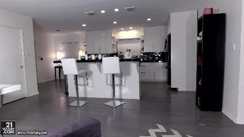 Happy Halloween Pt1 - Gina Valentina, Elsa Jean