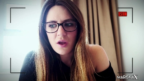 Julia De Lucia Wild Bedroom Action - MariskaX