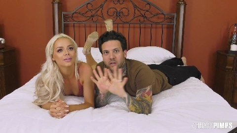 Banging Hot Live - Elsa Jean