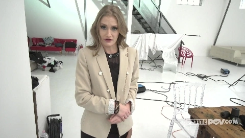 PetitePOV - Tiffany Tatum - Hot Babe Craves A Divorced Guy