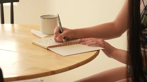 Hustler - Daydream Daisy - Nuts For Nannys Scene 1