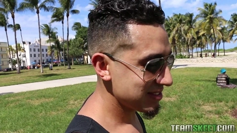 Oye Loca - Sophia Leone