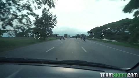 Oye Loca - Cameron Bell