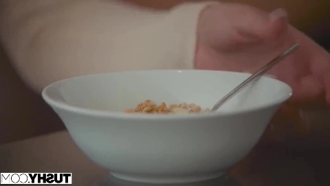 Leah Gotti Horny Stepsister 2