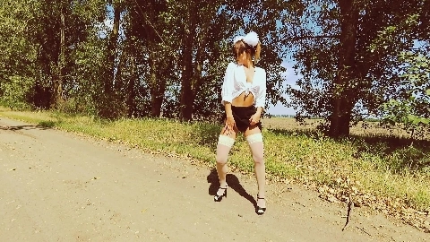 Schoolgirl with pretty ass got lost. POV amateur outdoor cum in mouth - Jane Brown