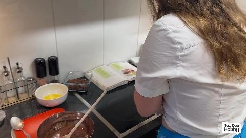 Lina Love 2 - NextDoorHobby