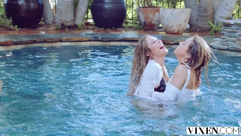 Alina Lopez & Avery Cristy