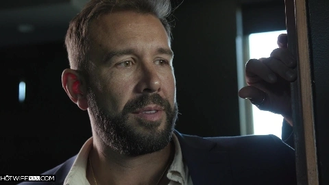 Bambi Barton - HotwifeXXX