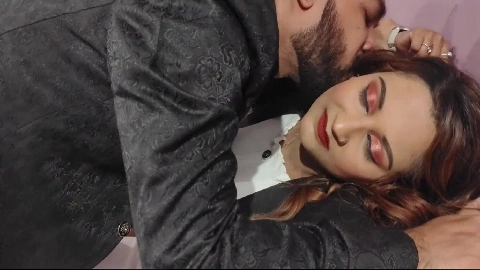 Indian Girlfriend and Boyfriend Making Love On Camera