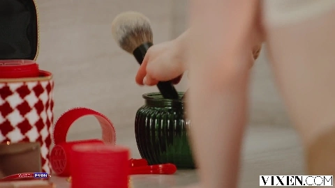 Flawless Redhead Has The Most Intense Orgasms