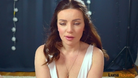 Girlfriend In Gloves Makes A Dirty Slobbery Blowjob And Swallows Cum - Luna Roulette