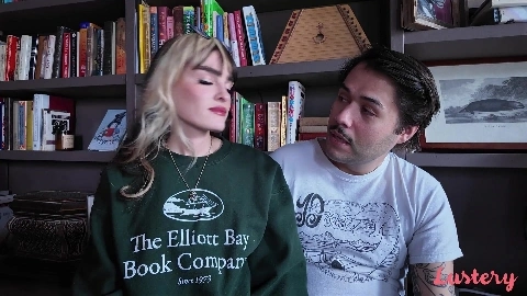 E2032 Holly Beth And Hairy Styles A Very Lustery Booktok - Lustery