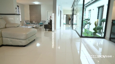 A Beautiful Blast from the Past - Alexis Crystal