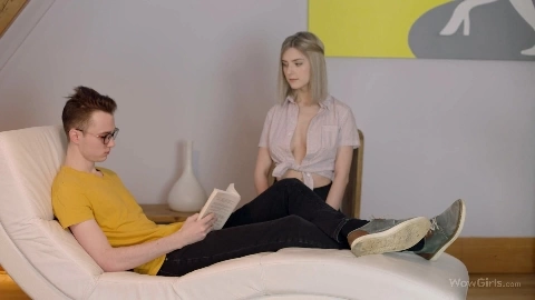 WowGirls - Eva Elfie - Beautiful Slave Game