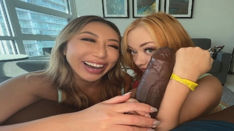 Ňĭċőļē Đøşĥį, Ėɱɱǟ Μȁǵņǿŀĩǻ