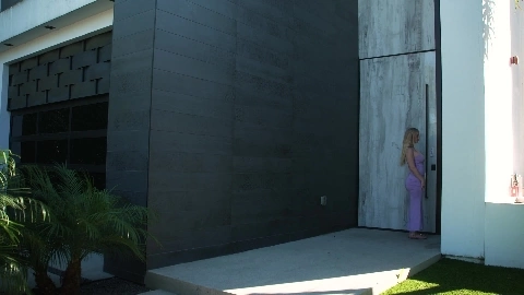 LoveHerFeet - Katalina Kyle - Welcome To The Neighborhood