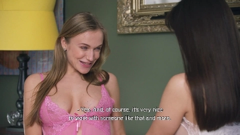 WowGirls - Aislin And Hayli Sanders - Lesbian Bed