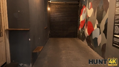 Sasha Paige - Hunt4K