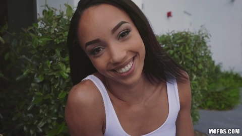 Alexis Tae - Public PickUps