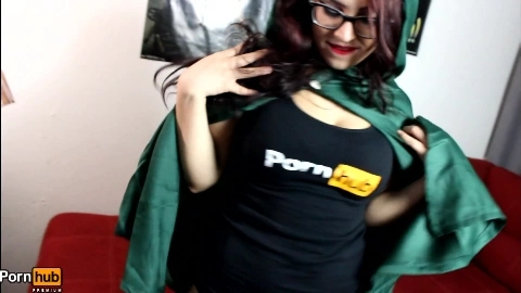 Horny Nerd shows off her Attack on Titan (Shingeki no Kyojin) Cloak - Daisy Dabs