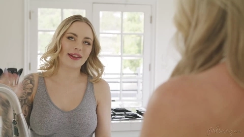Anna Claire Clouds And Charlie Forde - GirlsWay